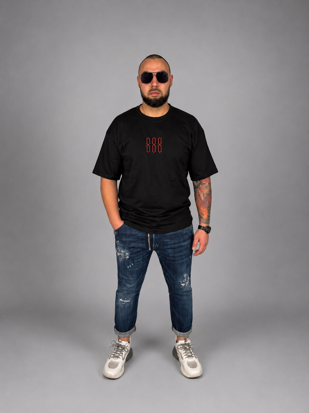 EIGHT Essential Black