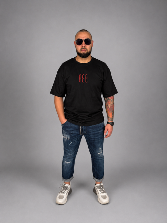 EIGHT Essential Black